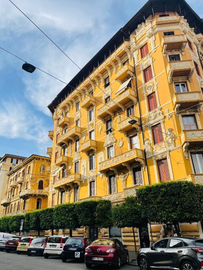 Appartamento Retro-Chic In La Spezia Exterior photo